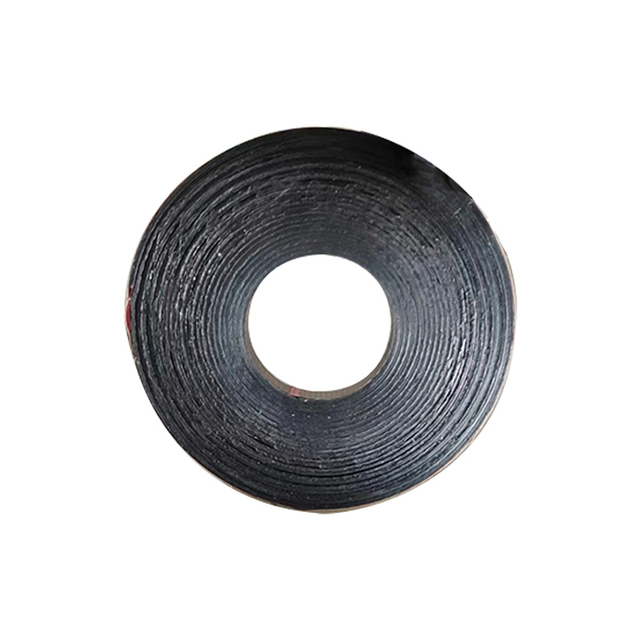 中间橡胶条（未固化）