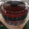 Rubber Skirting Conveyor, yang diperbuat daripada getah asli, menggabungkan bahan berkualiti tinggi, reka bentuk yang disesuaikan, dan sifat pengedap yang berkesan untuk meningkatkan prestasi penghantar, meningkatkan skirt workplarubber