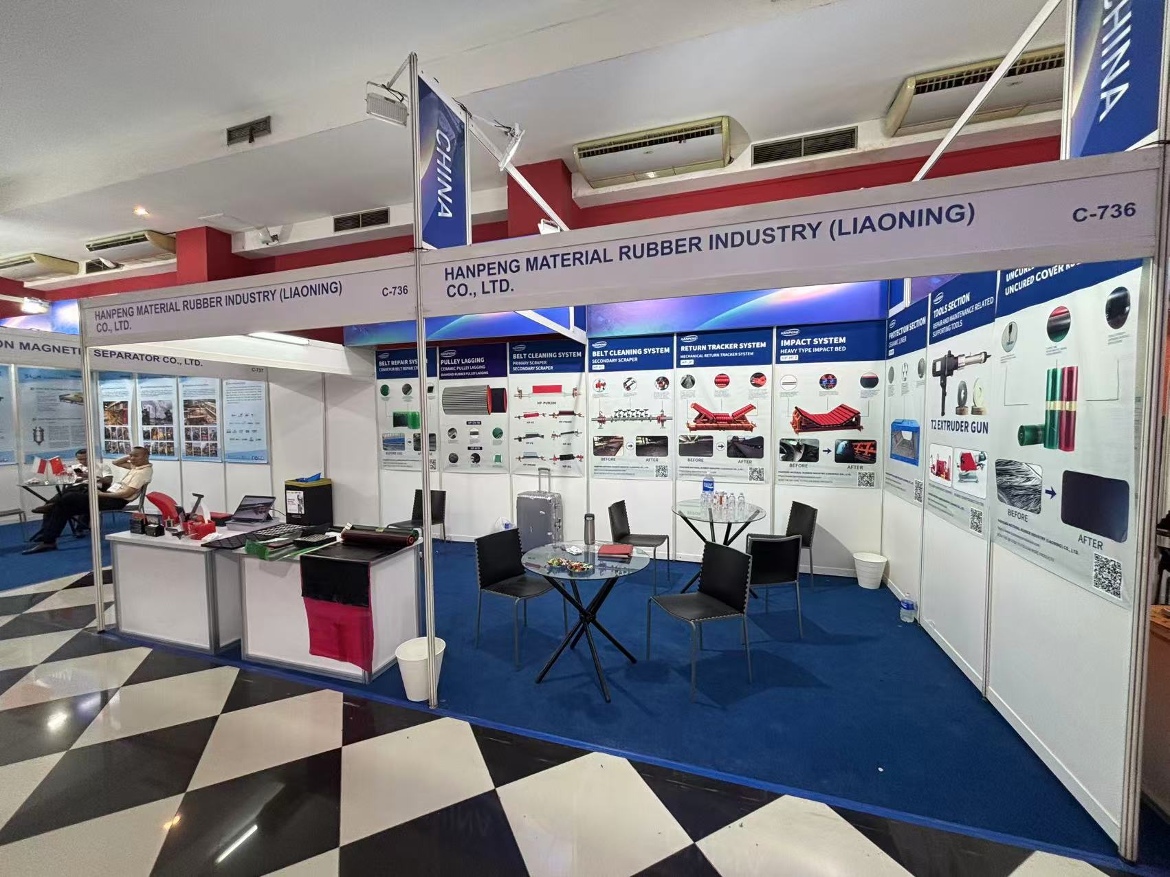 快來參觀我們的雅加達博覽會吧！